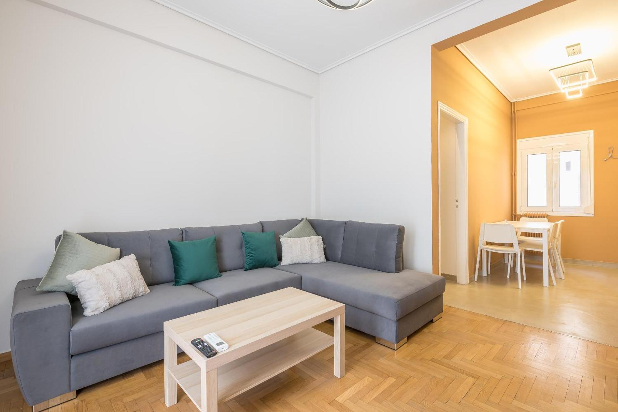 דירות אתונה Stylish 2 Bd Urban Retreat Near Panormou Metro מראה חיצוני תמונה